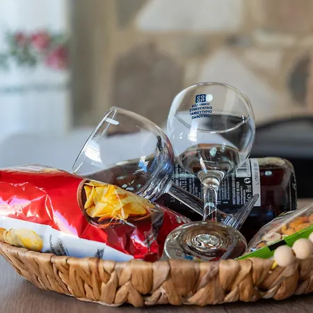 Sousannou Stone House, 3 Bedroom Mountain Escape With Bbq And Fireplace Galataria