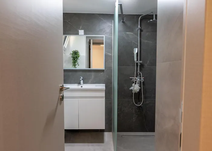 Sousannou Stone House, 3 Bedroom Mountain Escape With Bbq And Fireplace Γαλαταριά