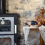 Sousannou Stone House, 3 Bedroom Mountain Escape With Bbq And Fireplace