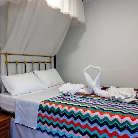 Sousannou Stone House, 3 Bedroom Mountain Escape With Bbq And Fireplace Feriehus