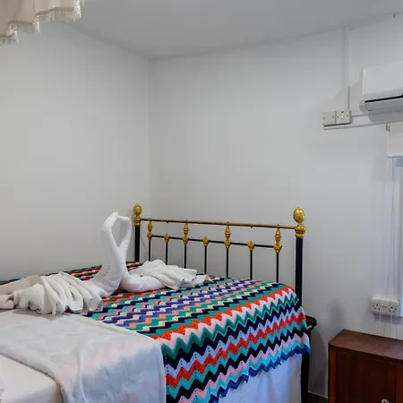 Sousannou Stone House, 3 Bedroom Mountain Escape With Bbq And Fireplace Feriehus *