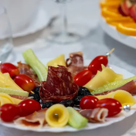 בית נופש Sousannou Stone House, 3 Bedroom Mountain Escape With Bbq And Fireplace