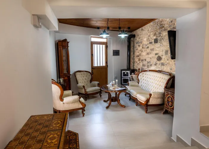 Sousannou Stone House, 3 Bedroom Mountain Escape With Bbq And Fireplace