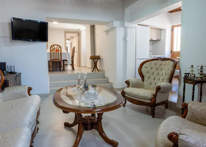 Sousannou Stone House, 3 Bedroom Mountain Escape With Bbq And Fireplace * Galataria